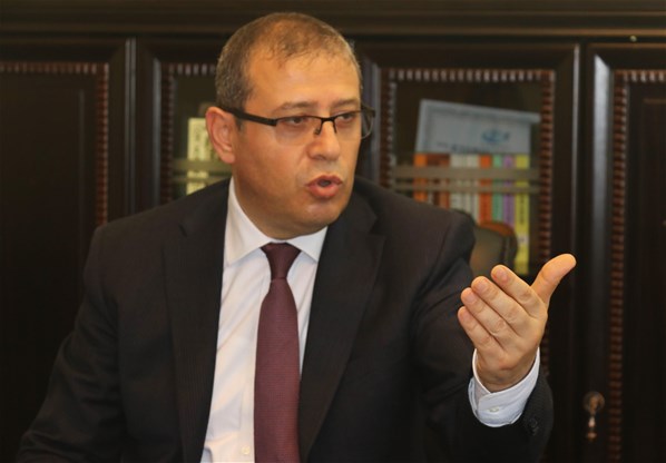 İki bakanın yardımcıları belli oldu